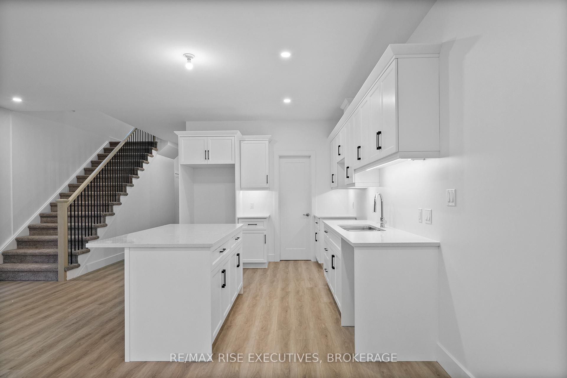 Photo 11 of 2703 Delmar Street, Kingston, City Northwest — HOMEH