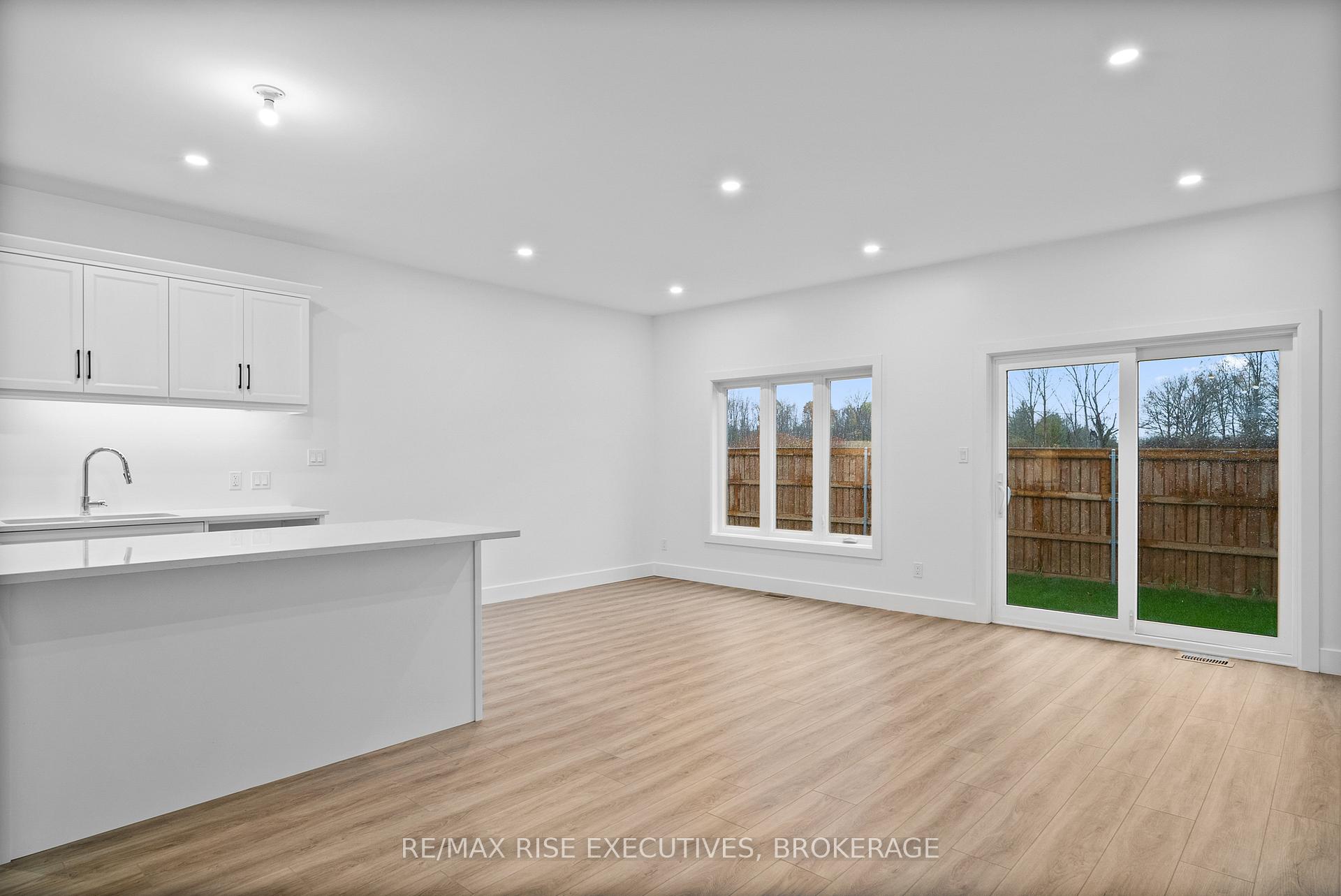 Photo 15 of 2703 Delmar Street, Kingston, City Northwest — HOMEH
