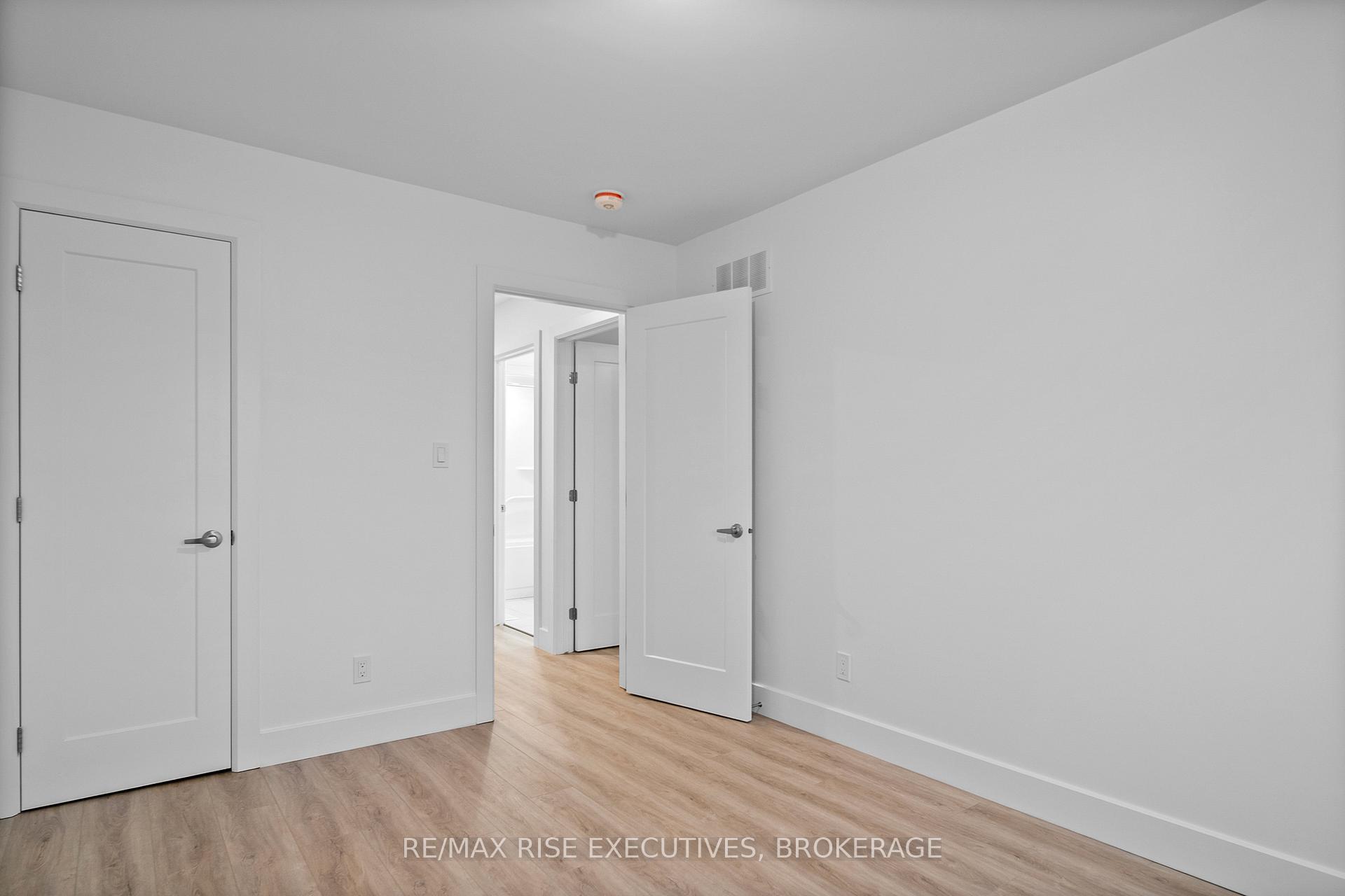 Photo 23 of 2703 Delmar Street, Kingston, City Northwest — HOMEH
