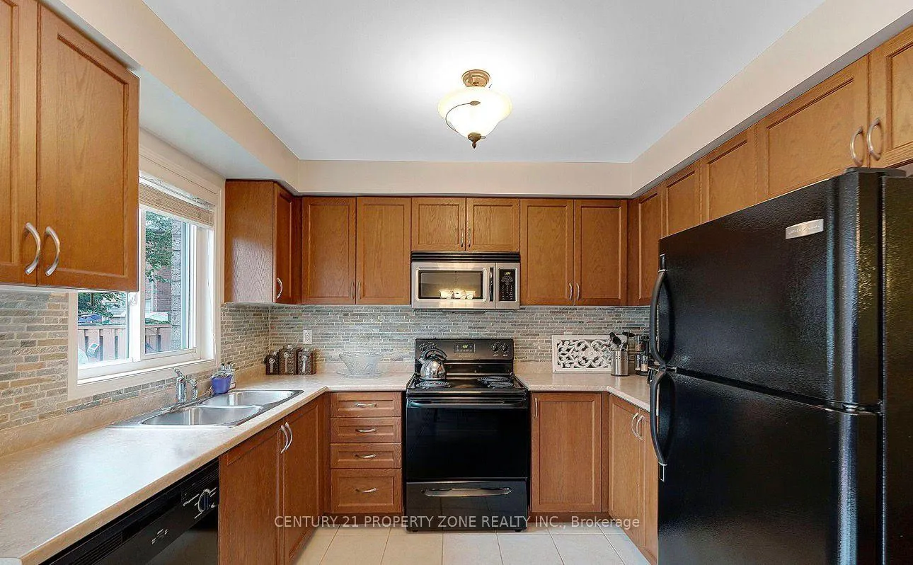 Photo 15 of 83 Spicebush Terrace, Brampton, Credit Valley — HOMEH