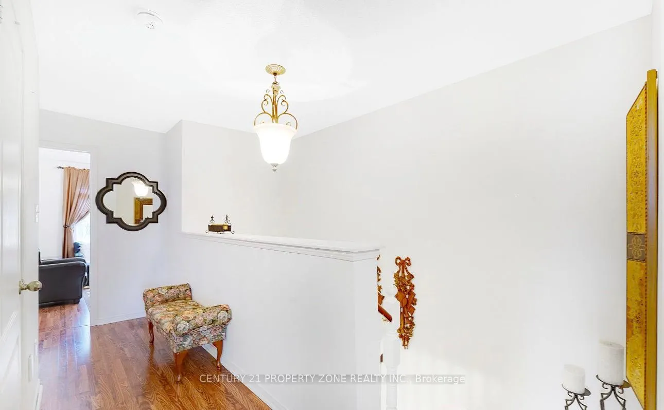 Photo 21 of 83 Spicebush Terrace, Brampton, Credit Valley — HOMEH