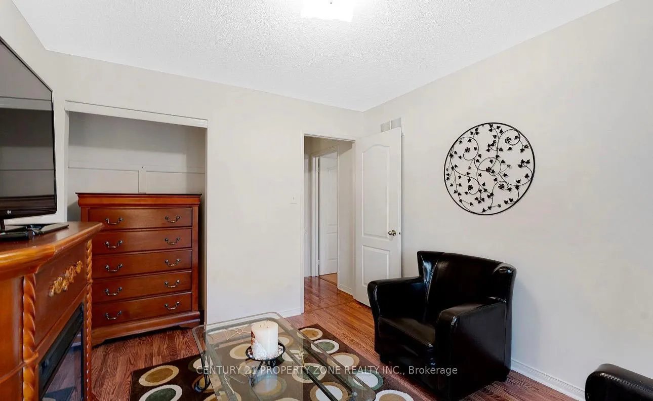 Photo 29 of 83 Spicebush Terrace, Brampton, Credit Valley — HOMEH