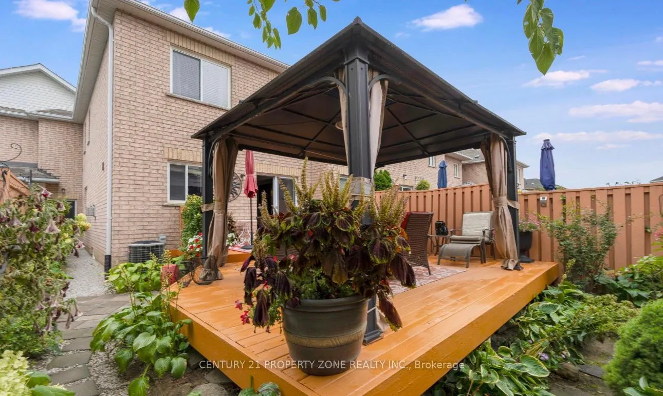 Photo 33 of 83 Spicebush Terrace, Brampton, Credit Valley — HOMEH