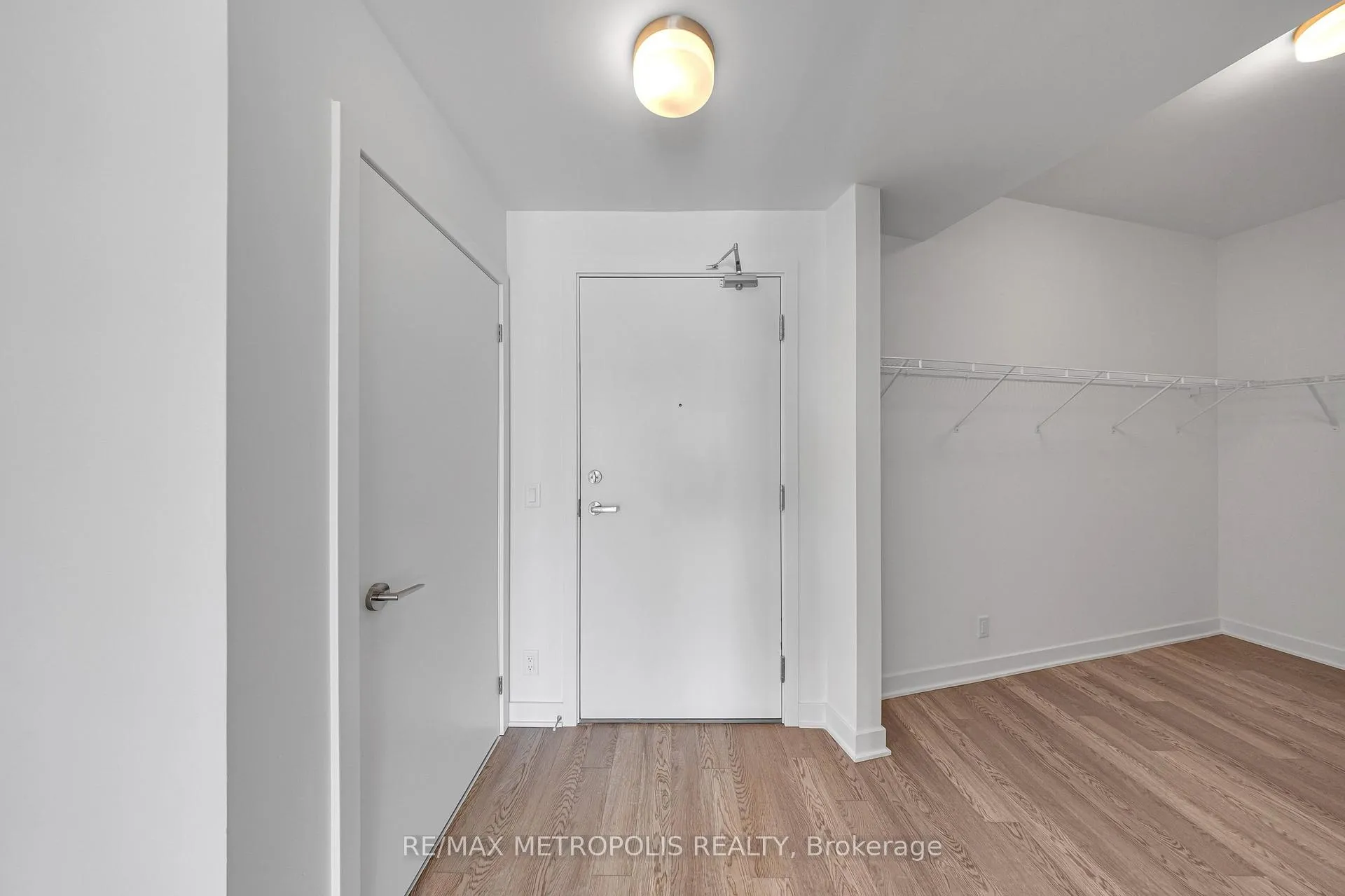 Photo 4 of Unit 429, 51 Clarington Boulevard, Clarington, Bowmanville — HOMEH