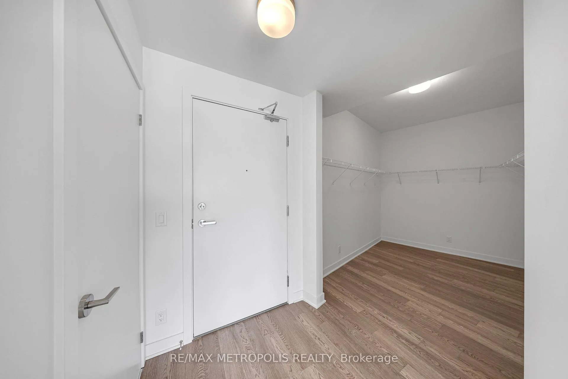 Photo 5 of Unit 429, 51 Clarington Boulevard, Clarington, Bowmanville — HOMEH