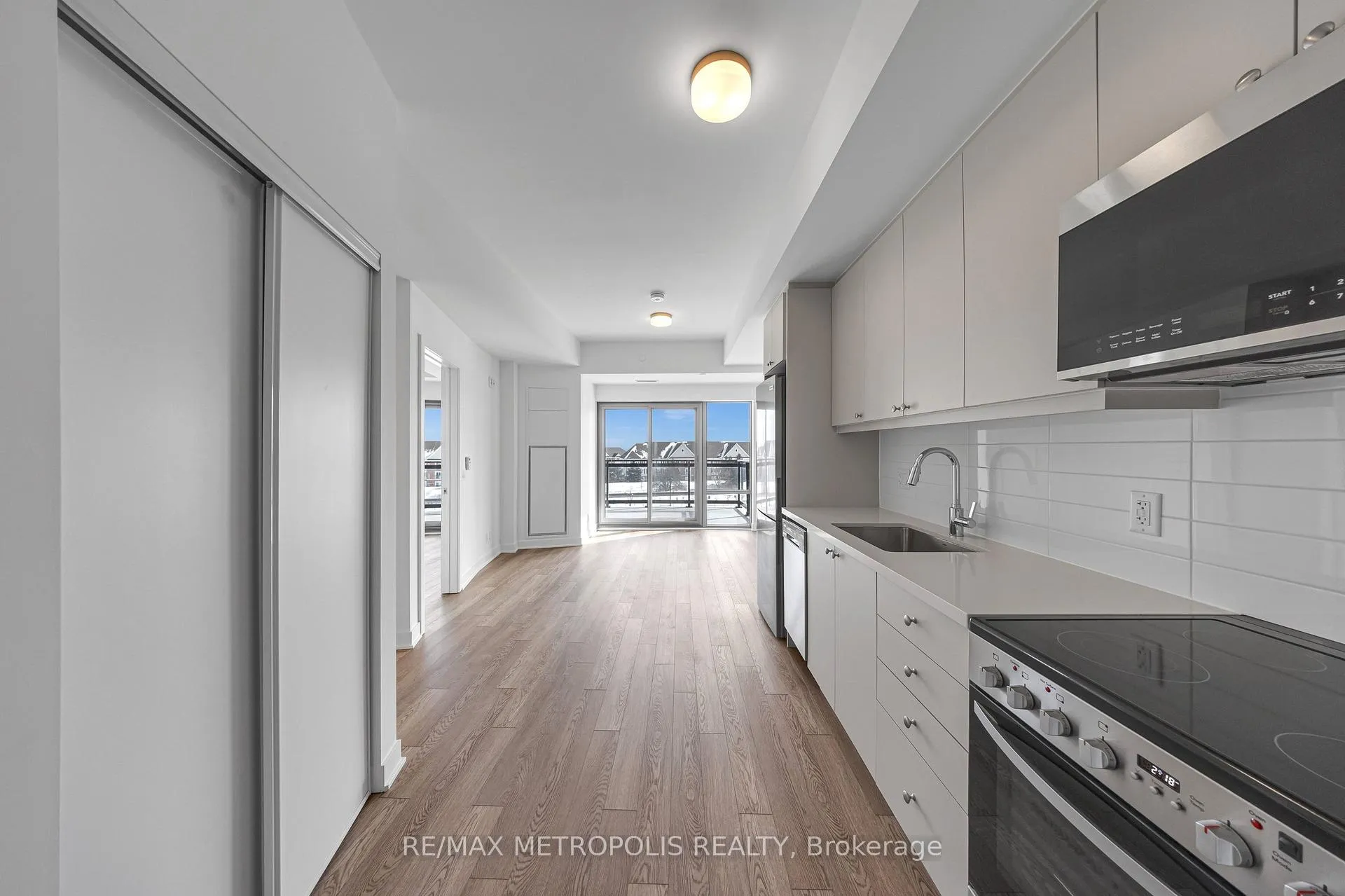Photo 10 of Unit 429, 51 Clarington Boulevard, Clarington, Bowmanville — HOMEH