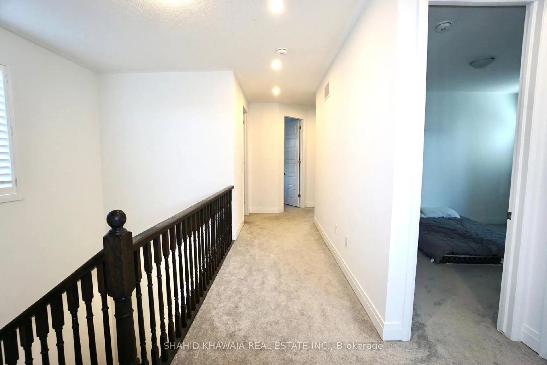 Photo 13 of Unit Upper, 470 Violet Gate, Milton, Walker — HOMEH