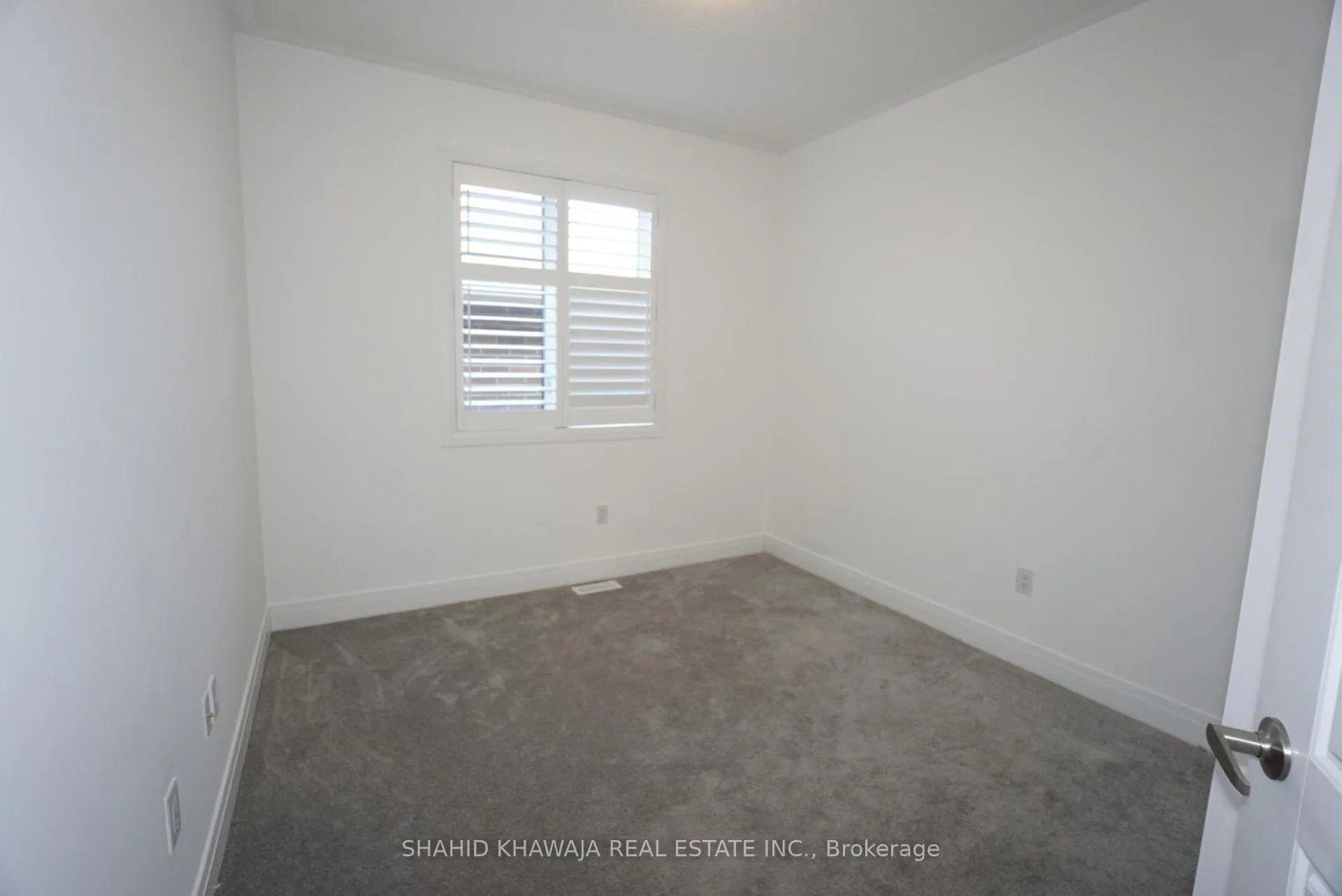 Photo 20 of Unit Upper, 470 Violet Gate, Milton, Walker — HOMEH