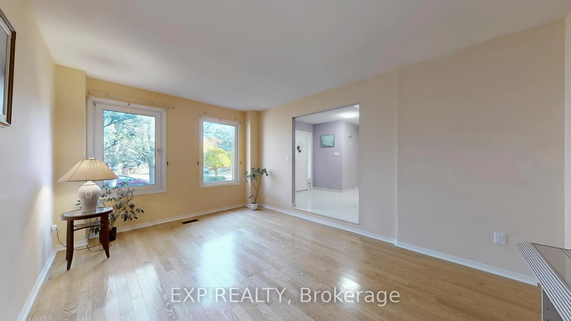 Photo 6 of 94 Coledale Road, Markham, Unionville — HOMEH
