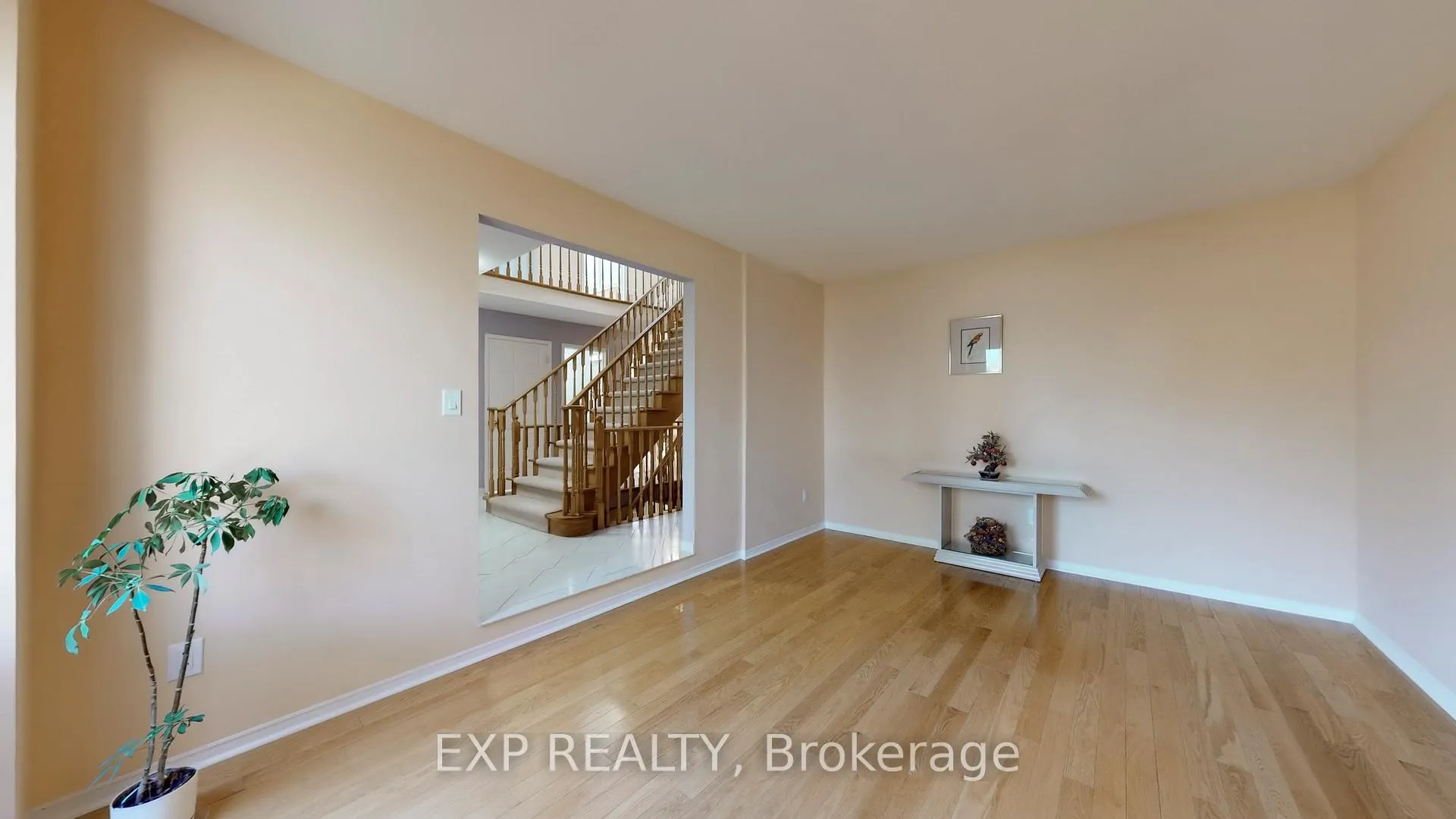 Photo 7 of 94 Coledale Road, Markham, Unionville — HOMEH
