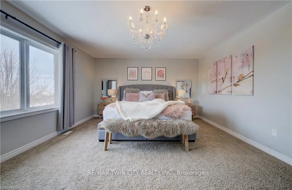 Photo 25 of 928 Evens Pond Court, Kitchener — HOMEH
