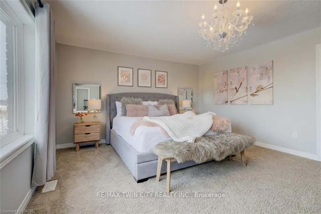 Photo 26 of 928 Evens Pond Court, Kitchener — HOMEH