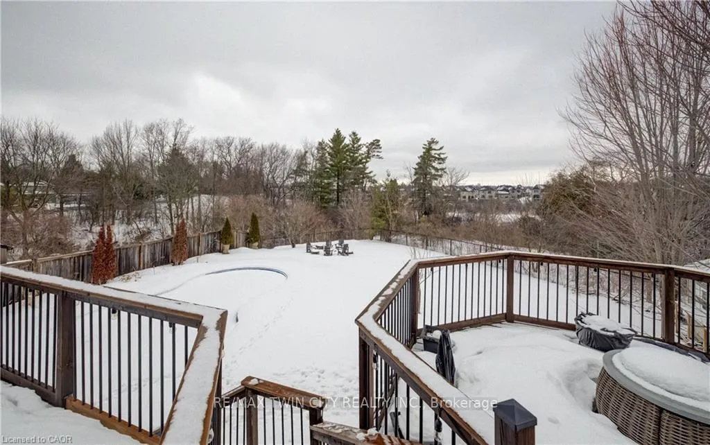 Photo 47 of 928 Evens Pond Court, Kitchener — HOMEH