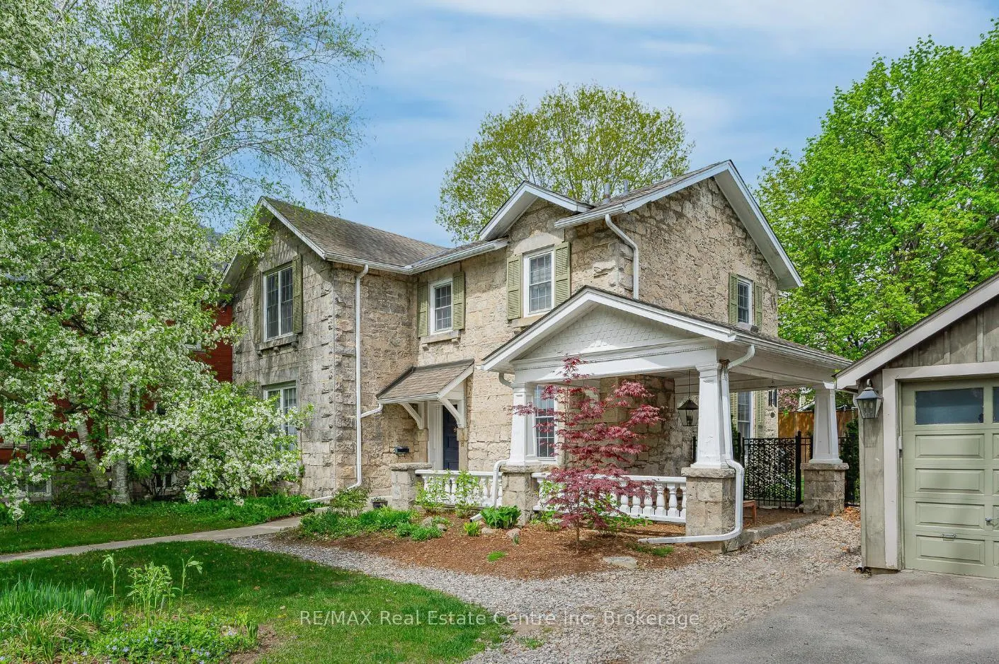 Photo 2 of 15 Liverpool Street, Guelph, Downtown — HOMEH