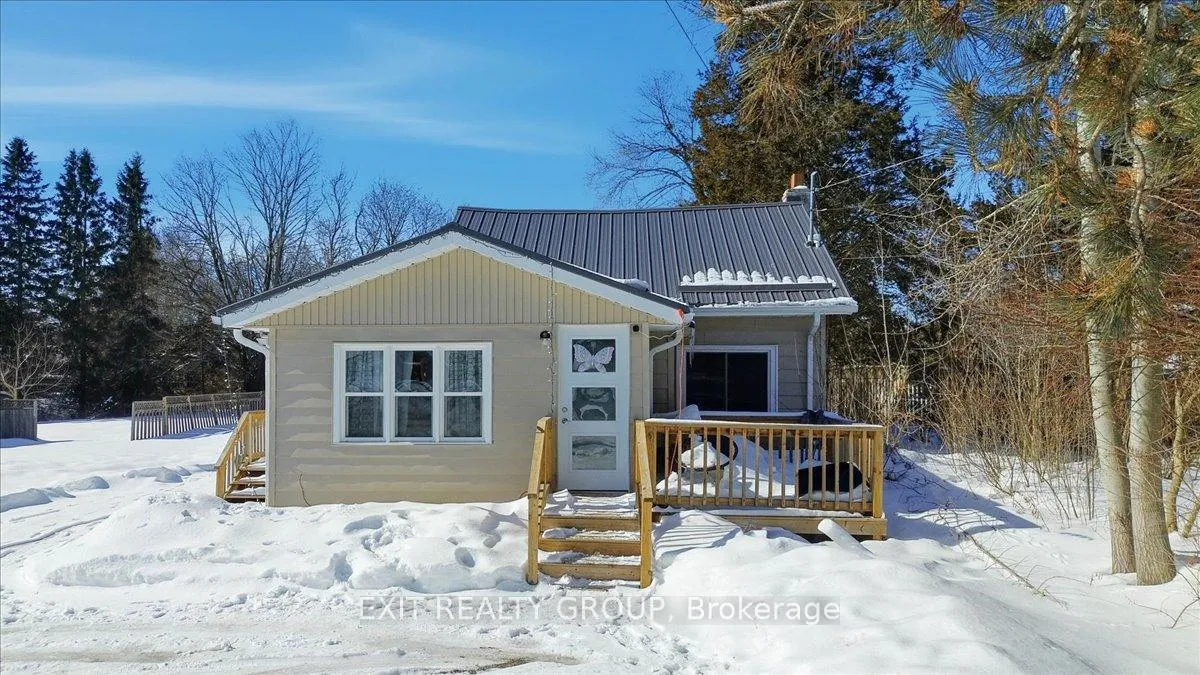 Photo 1 of 22166 Loyalist Parkway, Quinte West, Murray Ward — HOMEH
