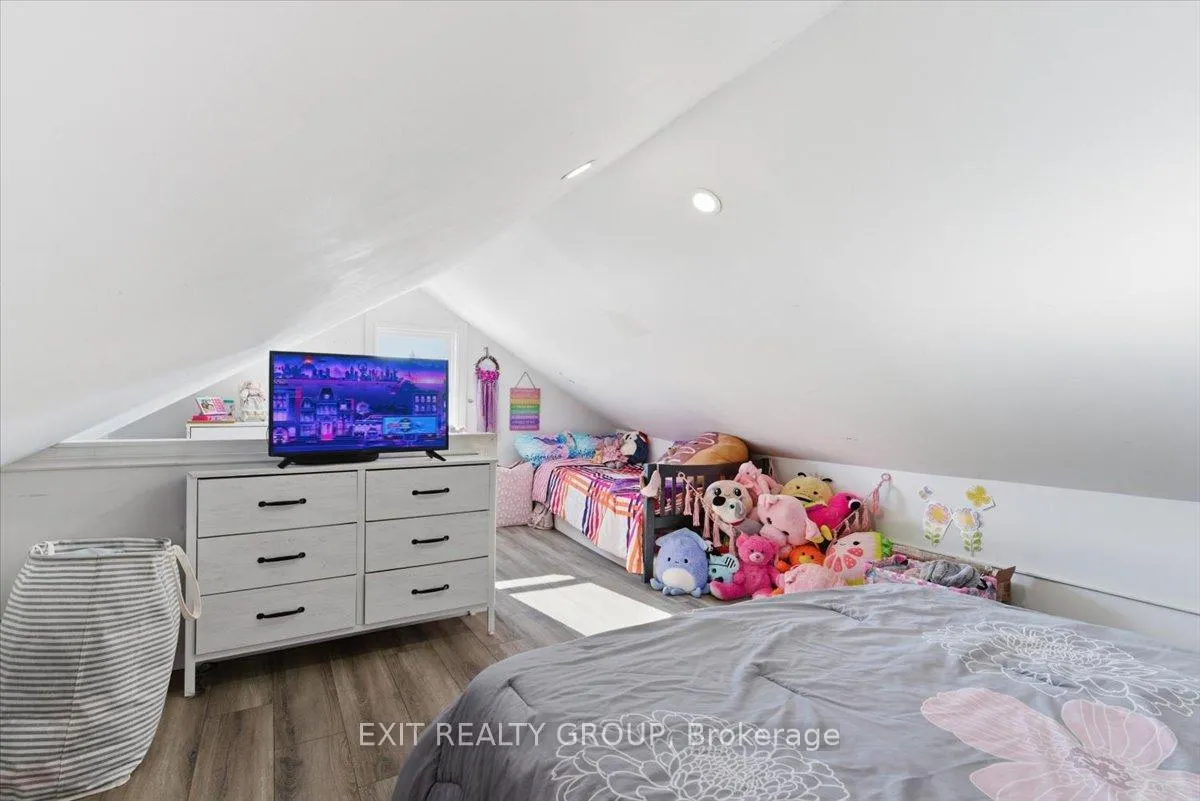 Photo 21 of 22166 Loyalist Parkway, Quinte West, Murray Ward — HOMEH