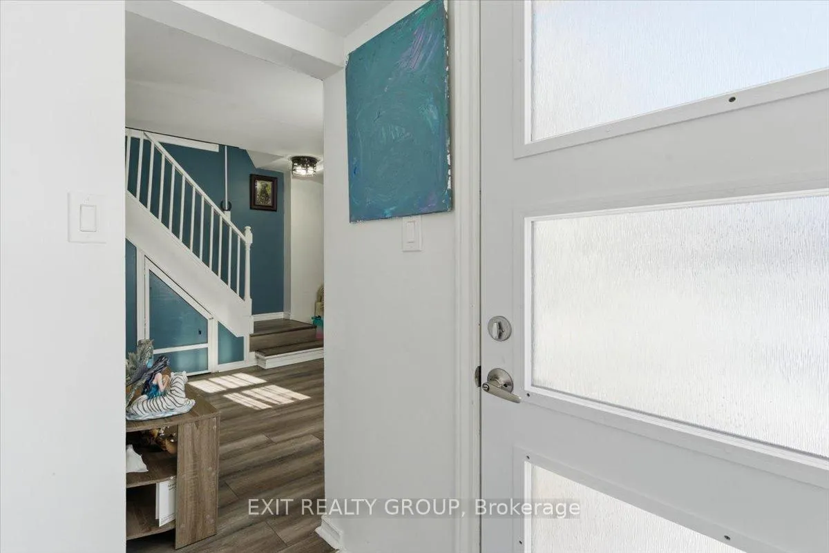 Photo 24 of 22166 Loyalist Parkway, Quinte West, Murray Ward — HOMEH