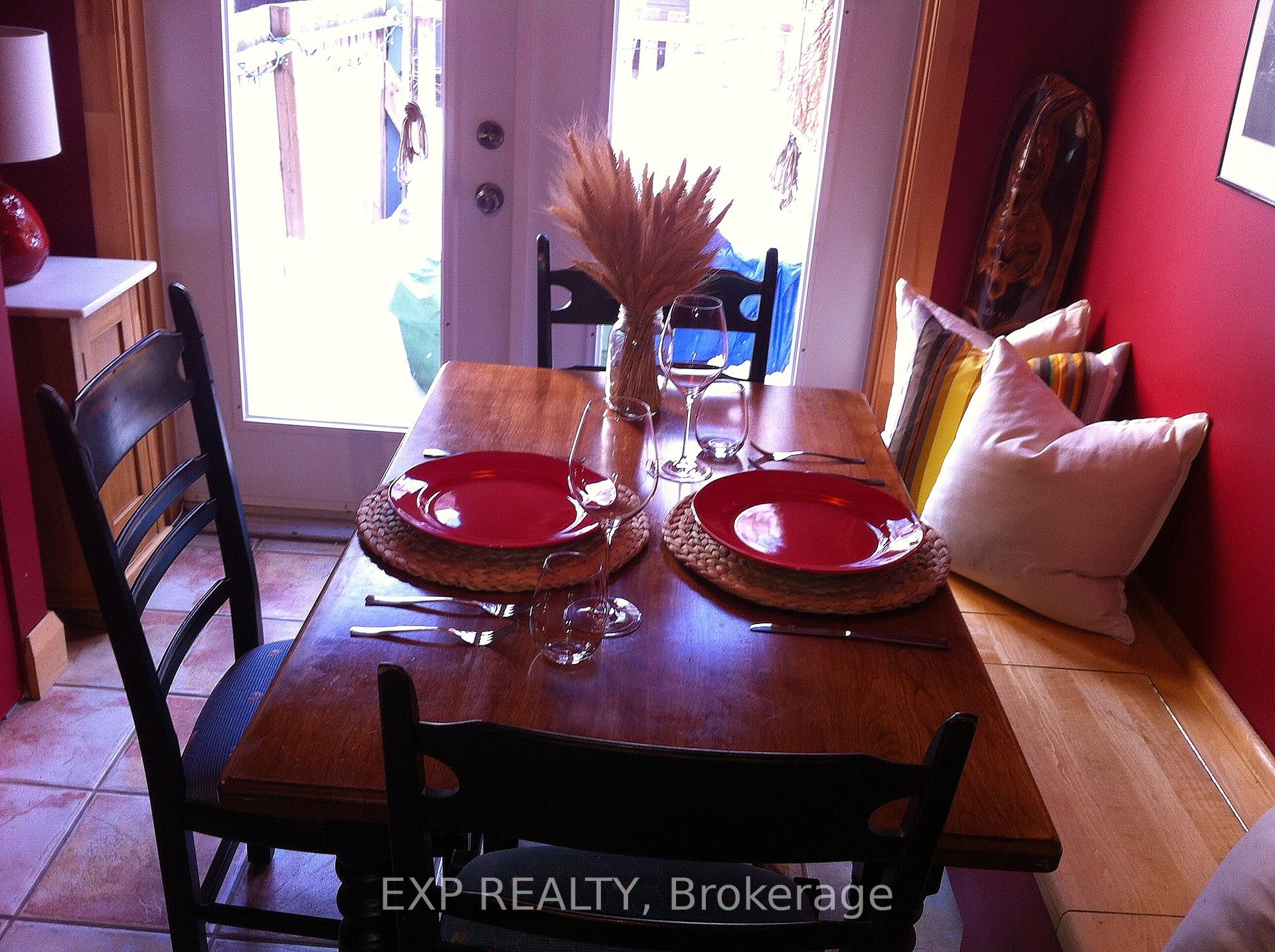 Photo 17 of 234 St Patrick Street W, Ottawa, Lower Town/Byward Market — HOMEH