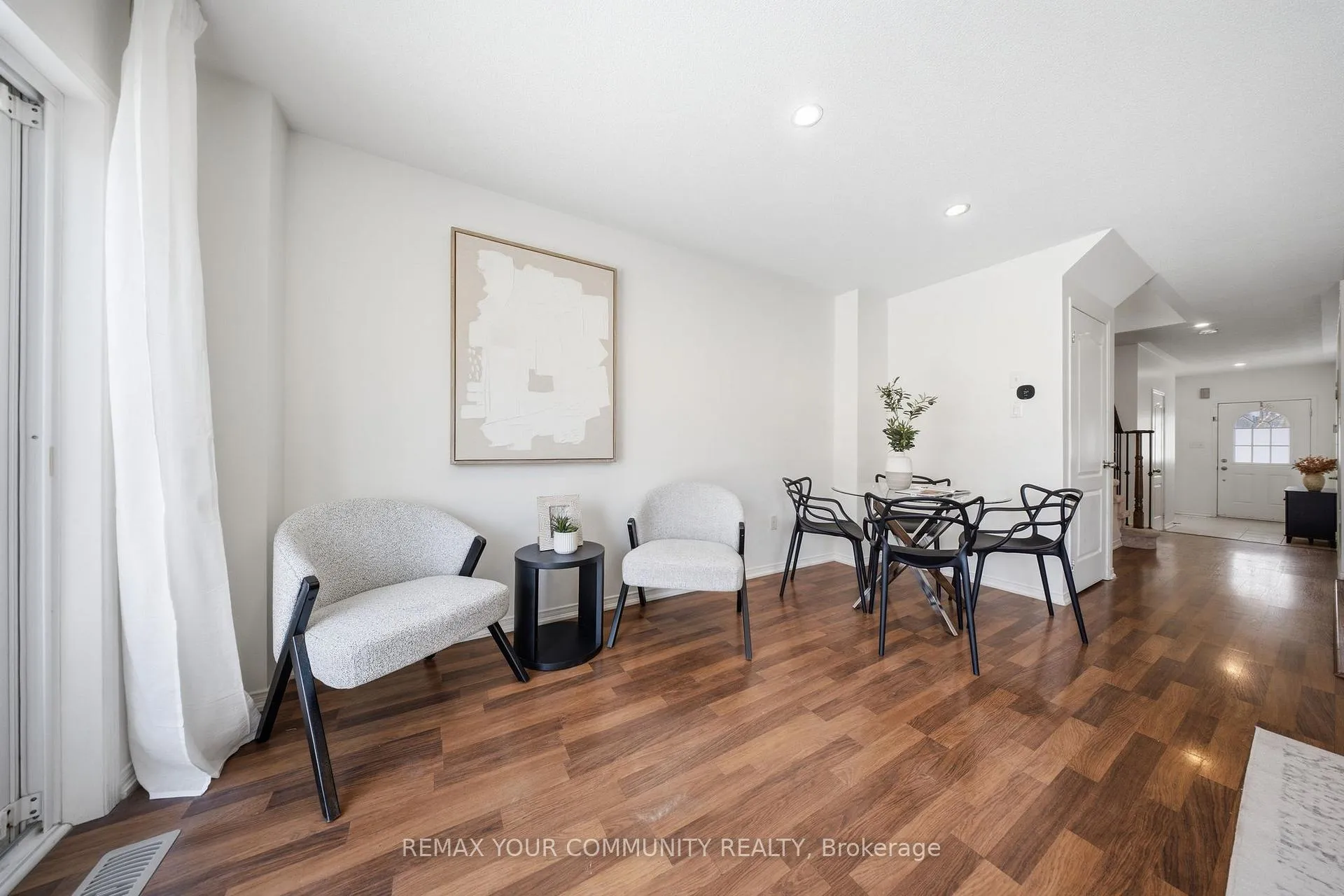 Photo 15 of 71 Aldonschool Court, Ajax, South East — HOMEH