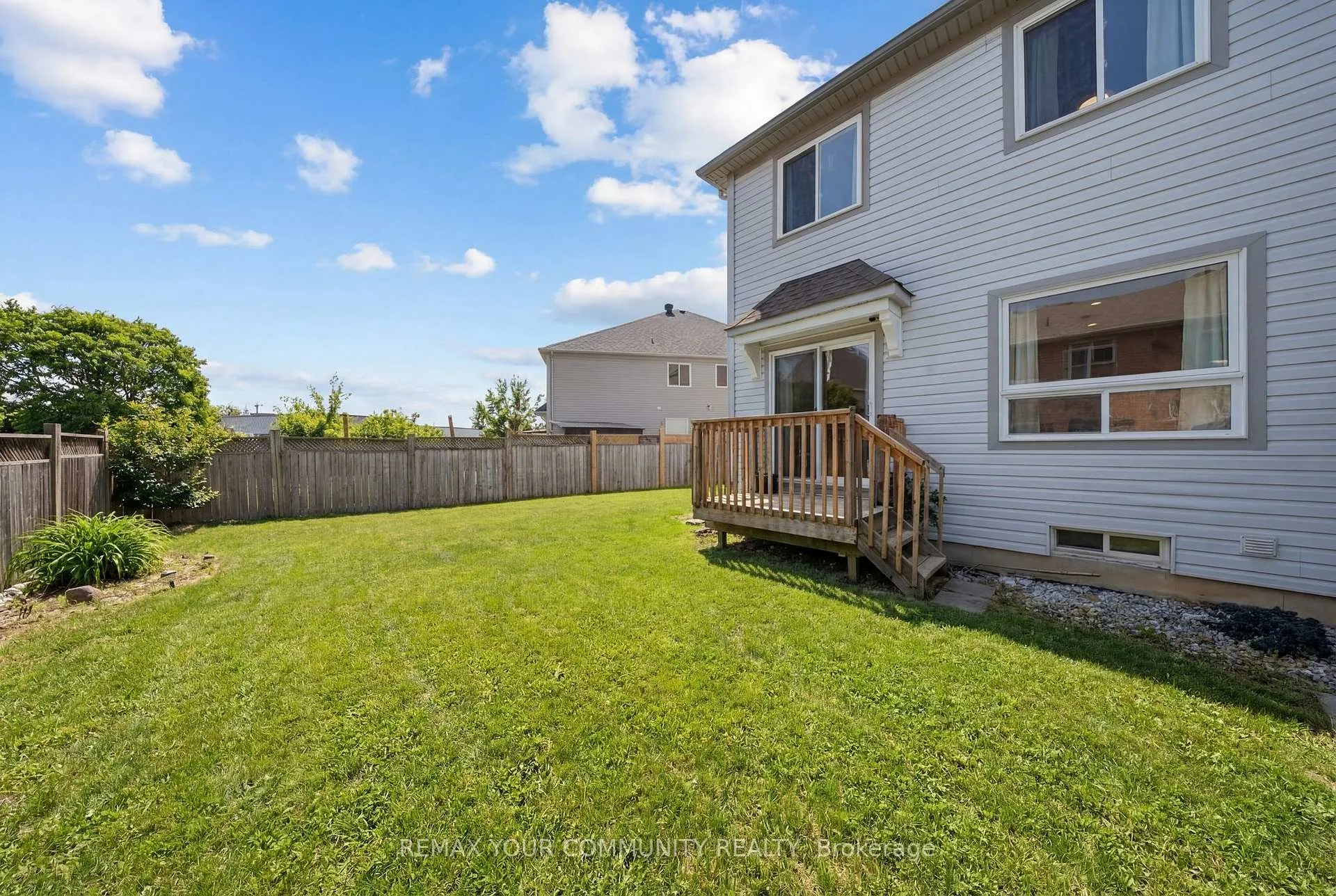 Photo 39 of 71 Aldonschool Court, Ajax, South East — HOMEH