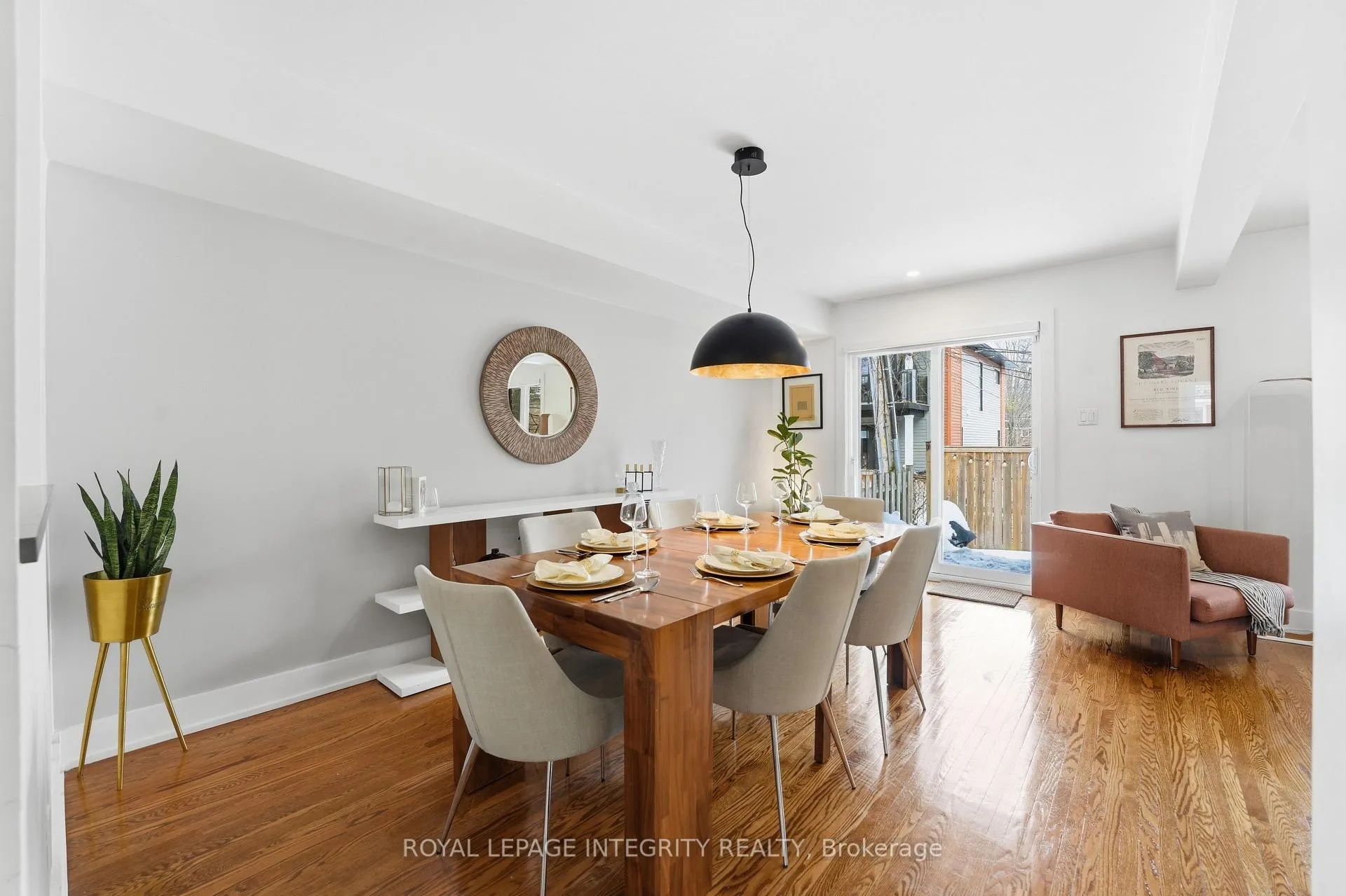 Photo 8 of 27 Marco Lane, Ottawa, Old Ottawa South — HOMEH