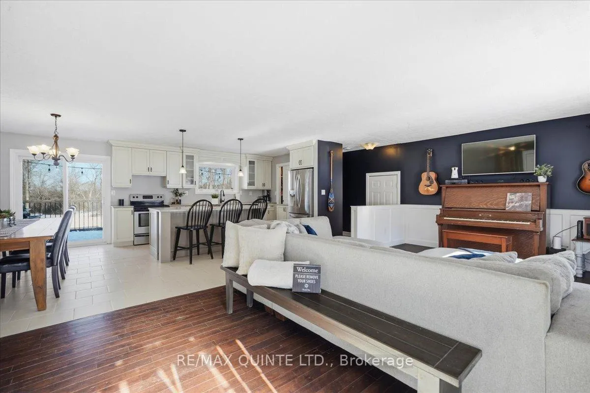 Photo 5 of 169 Wallbridge Road, Quinte West, Sidney Ward — HOMEH