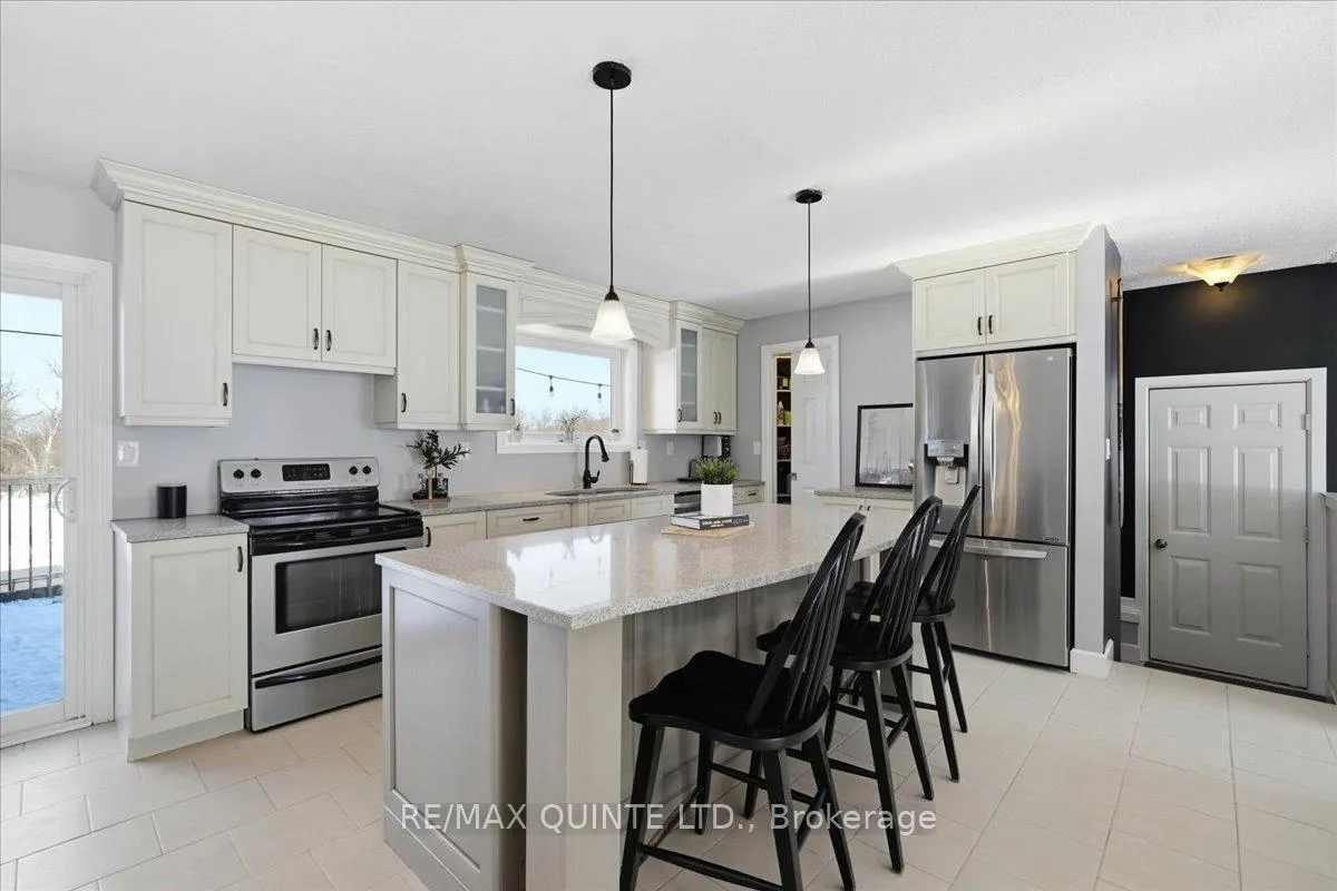 Photo 11 of 169 Wallbridge Road, Quinte West, Sidney Ward — HOMEH