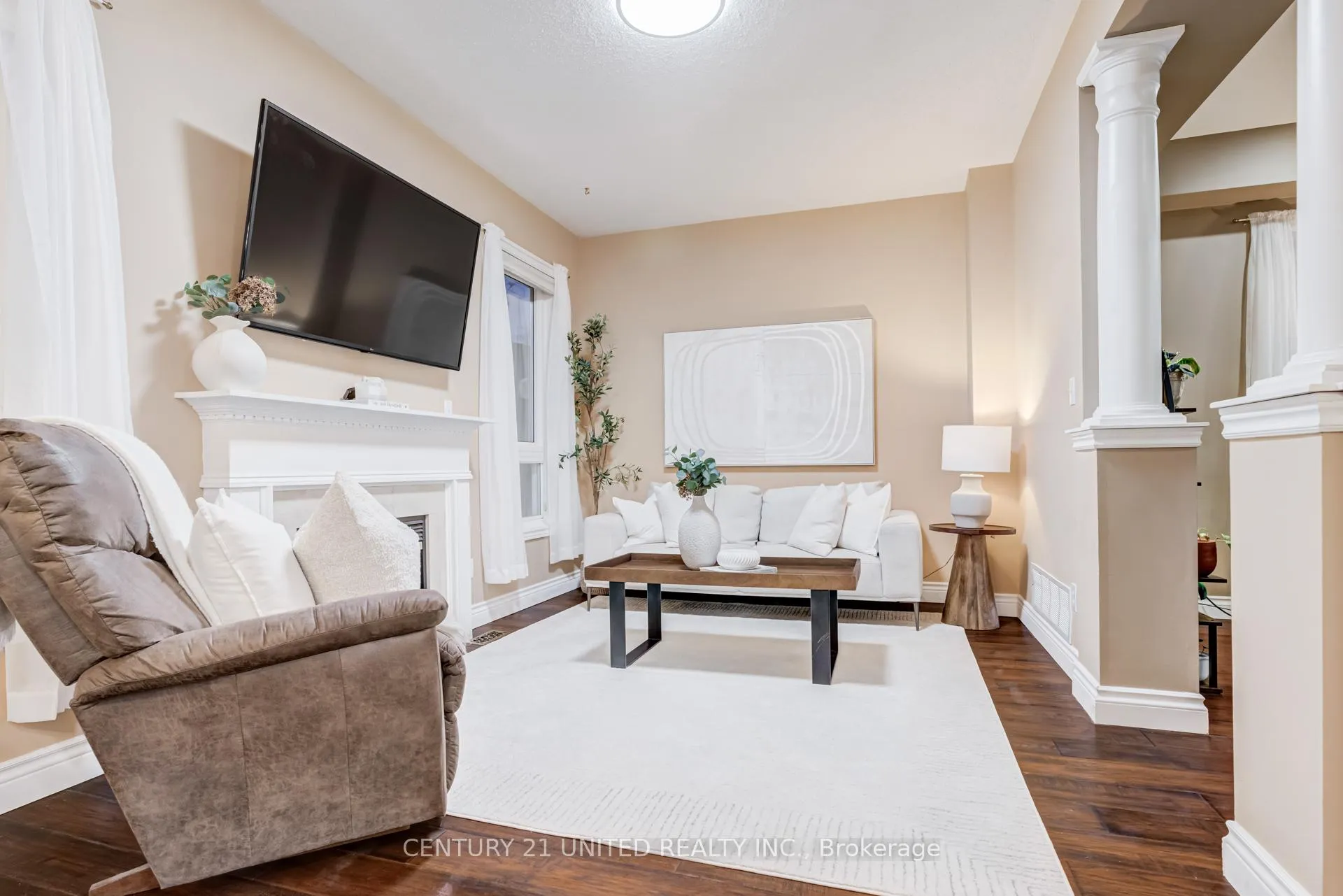 Photo 14 of 35 Ault Crescent, Whitby, Brooklin — HOMEH