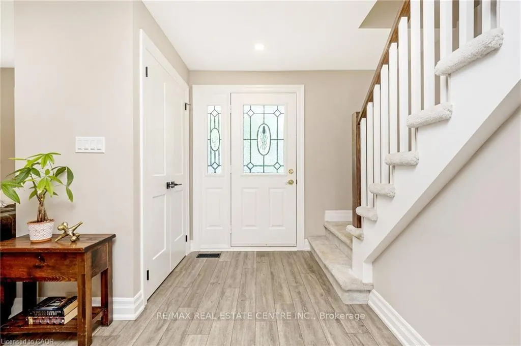 Photo 4 of 3083 Limestone Road, Milton, Campbellville — HOMEH