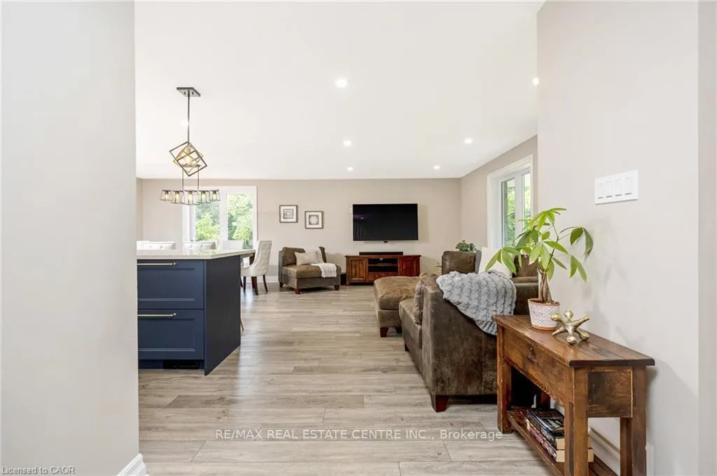 Photo 5 of 3083 Limestone Road, Milton, Campbellville — HOMEH