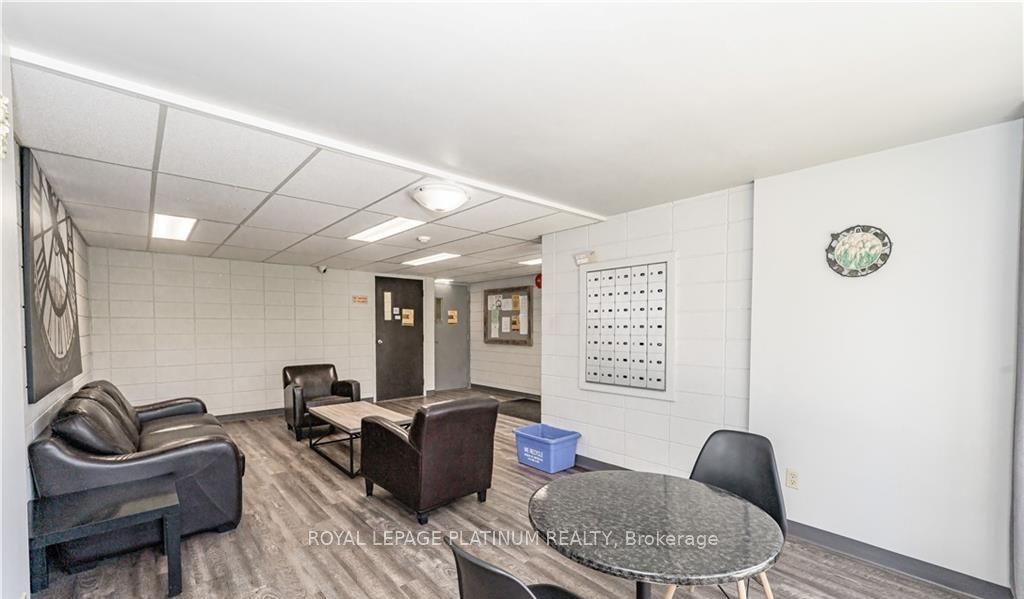 Photo 4 of Unit 112, 30 Hickory Street E, Waterloo, Downtown Waterloo — HOMEH