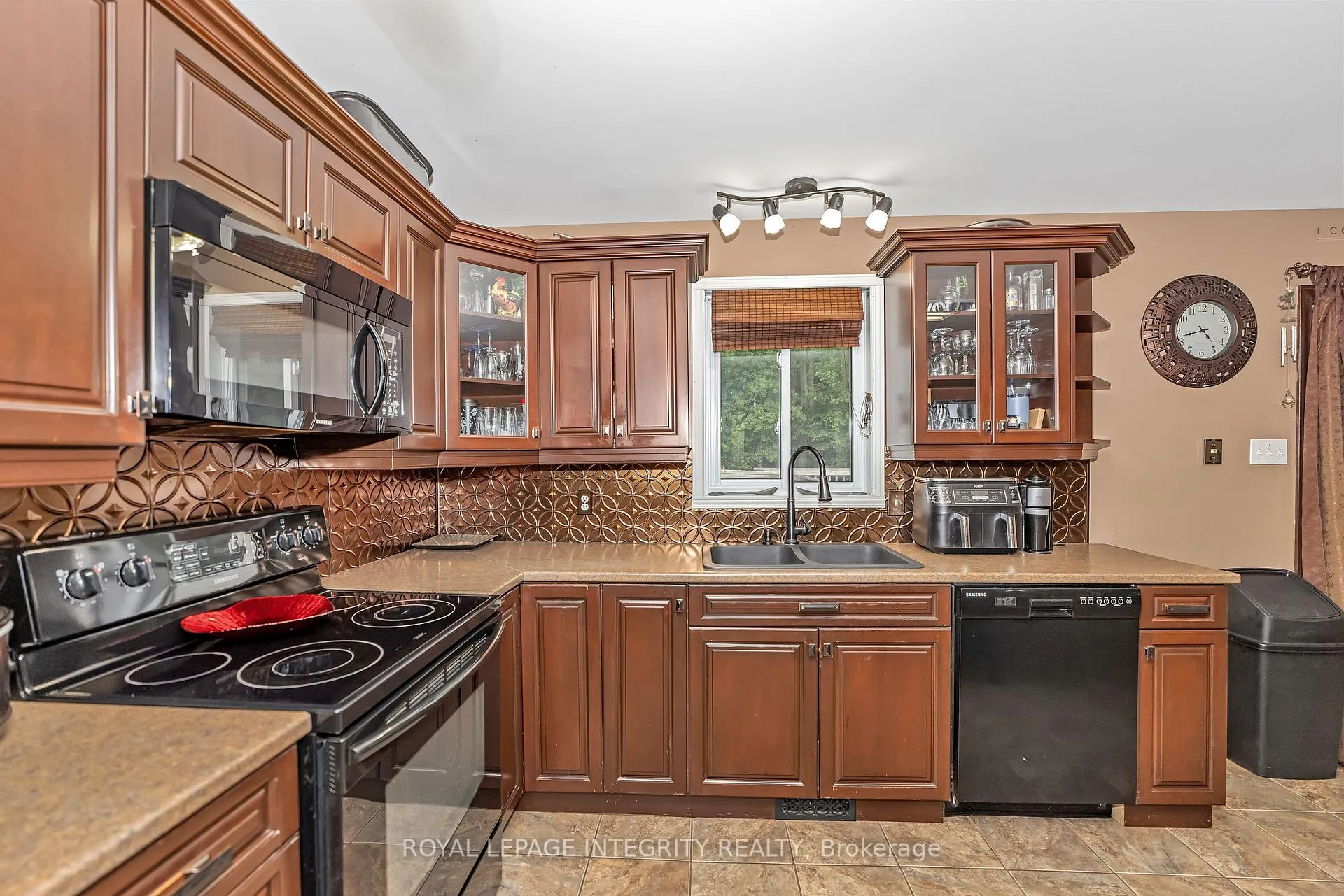 Photo 8 of 17372 Cameron Road, South Stormont, South Stormont (Cornwall) Twp — HOMEH