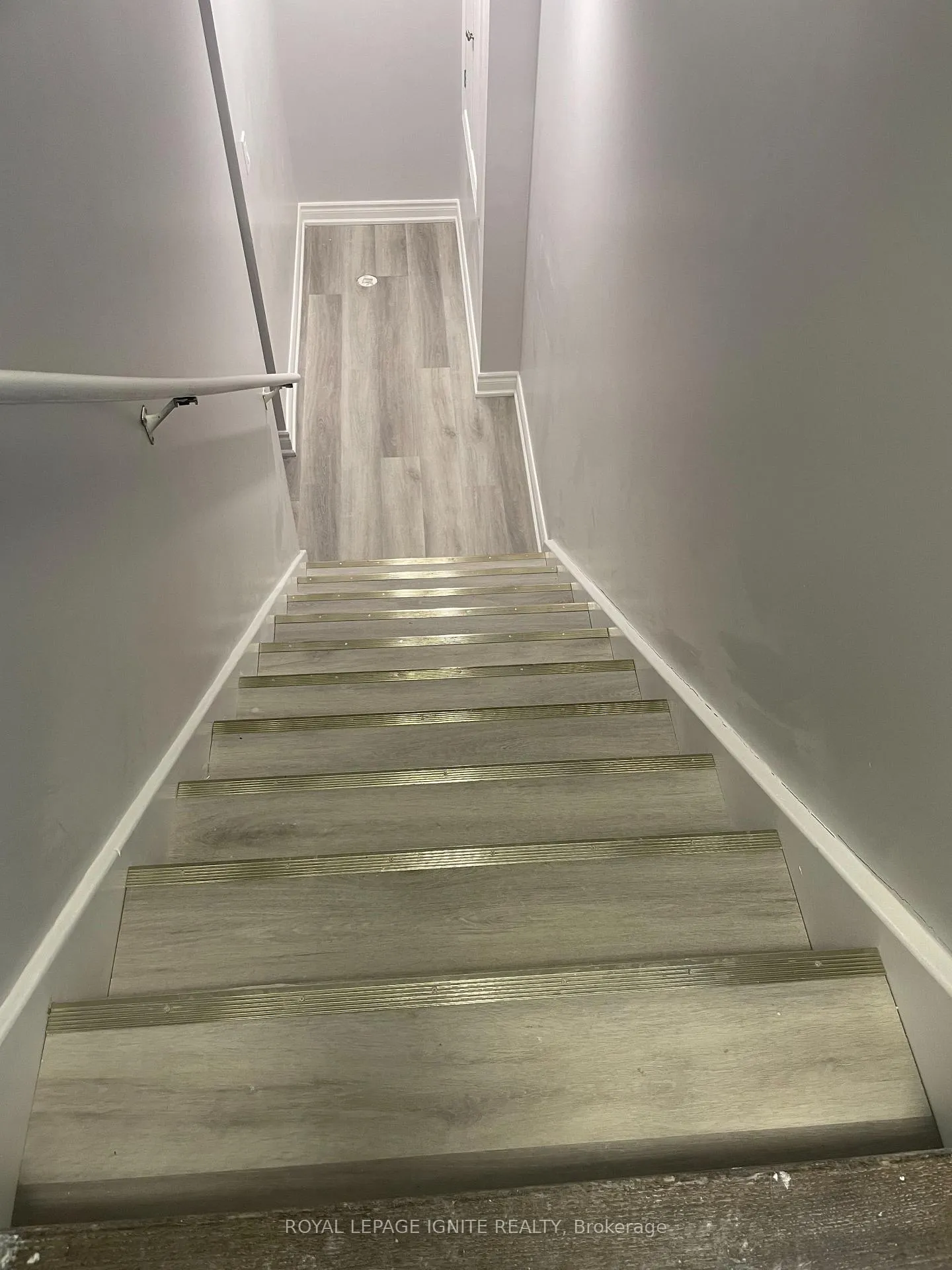 Photo 7 of Unit Bsmt, 15 Jinnah Avenue, Markham, Middlefield — HOMEH