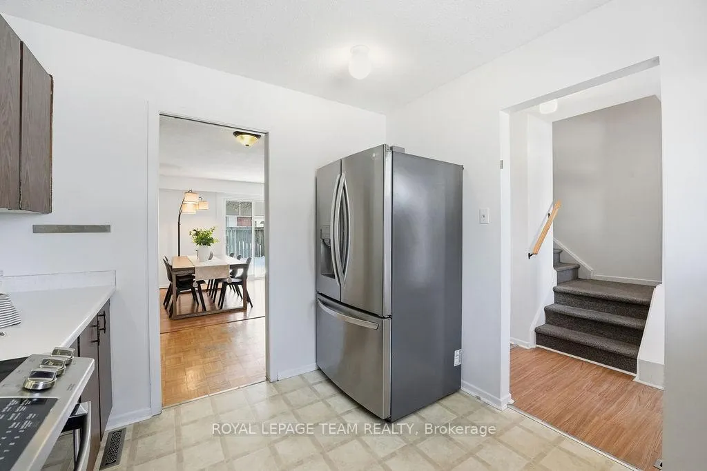 Photo 9 of Unit B, 461 Moodie Drive, Ottawa, Arbeatha Park — HOMEH