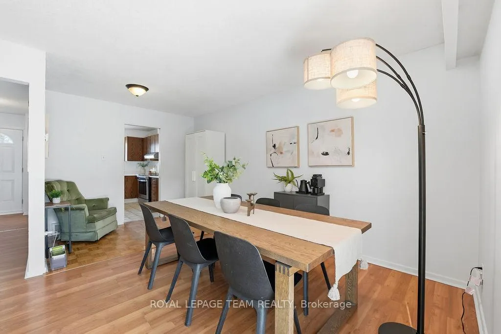 Photo 10 of Unit B, 461 Moodie Drive, Ottawa, Arbeatha Park — HOMEH