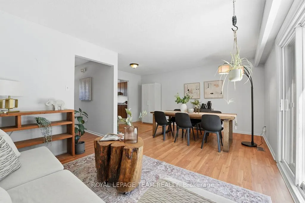Photo 18 of Unit B, 461 Moodie Drive, Ottawa, Arbeatha Park — HOMEH