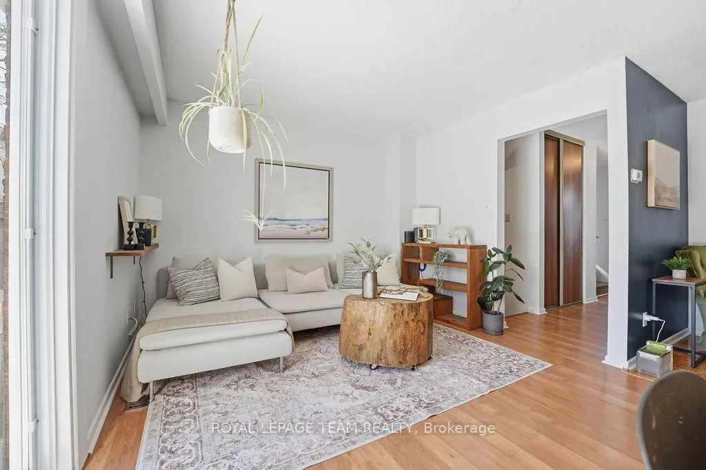 Photo 19 of Unit B, 461 Moodie Drive, Ottawa, Arbeatha Park — HOMEH