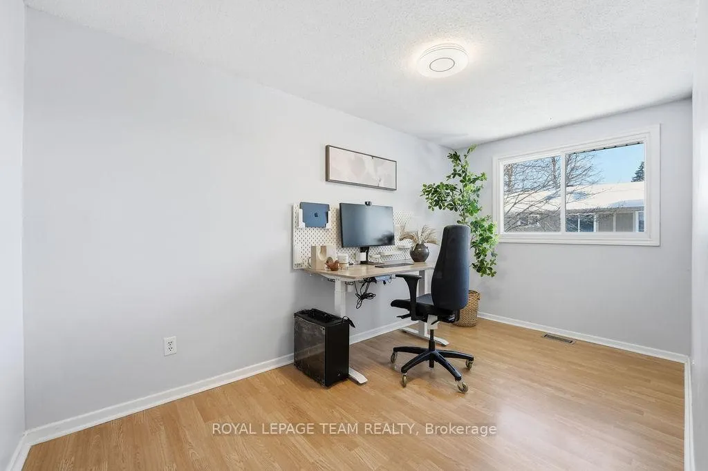 Photo 25 of Unit B, 461 Moodie Drive, Ottawa, Arbeatha Park — HOMEH