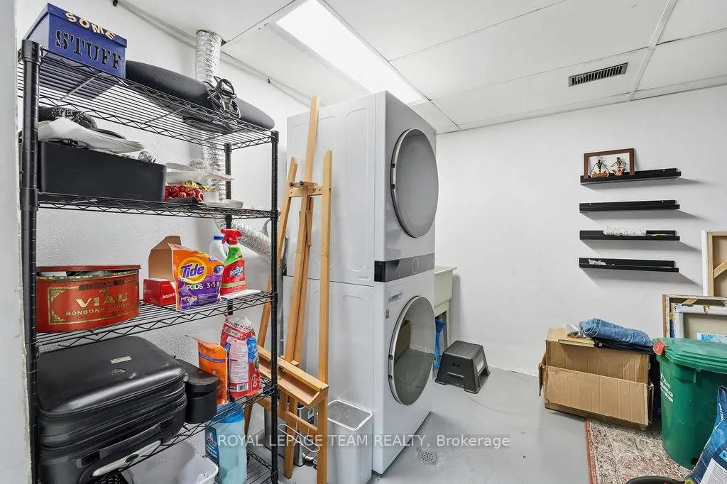 Photo 32 of Unit B, 461 Moodie Drive, Ottawa, Arbeatha Park — HOMEH
