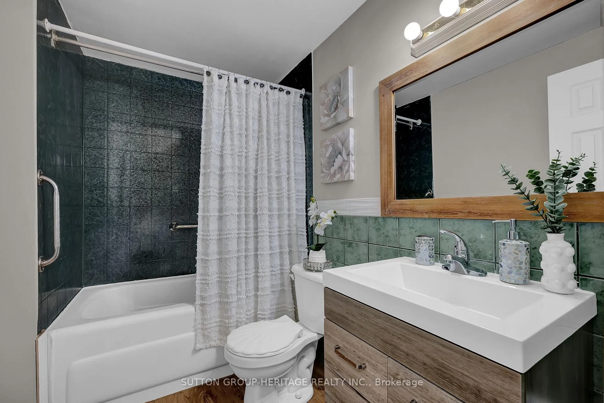 Photo 25 of Unit 55, 155 Glovers Road, Oshawa, Samac — HOMEH