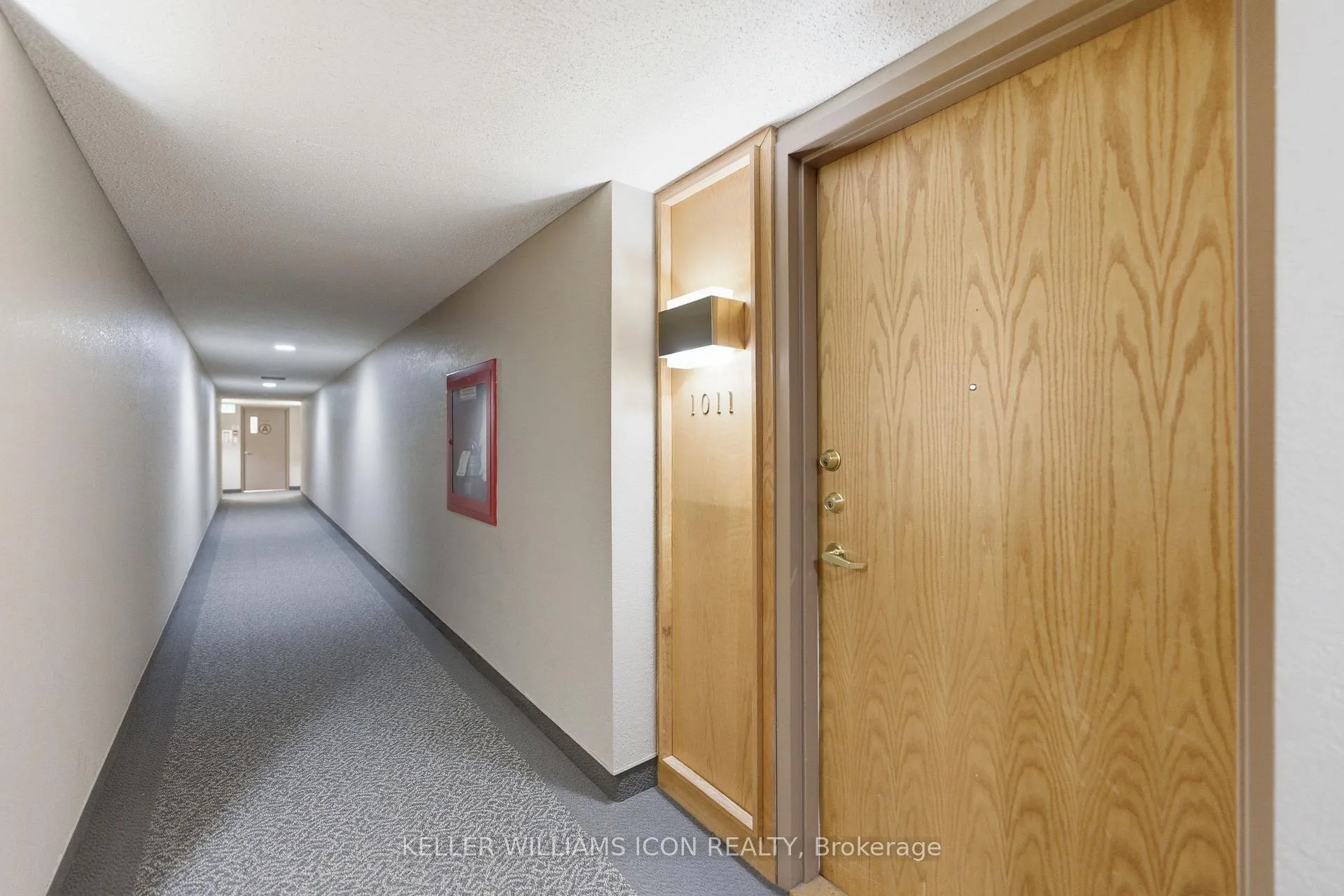 Photo 15 of Unit 1011, 2760 Carousel Crescent, Ottawa, Emerald Woods/Sawmill Creek — HOMEH
