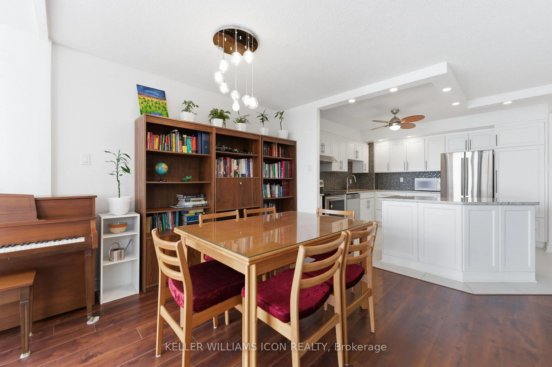 Photo 31 of Unit 1011, 2760 Carousel Crescent, Ottawa, Emerald Woods/Sawmill Creek — HOMEH