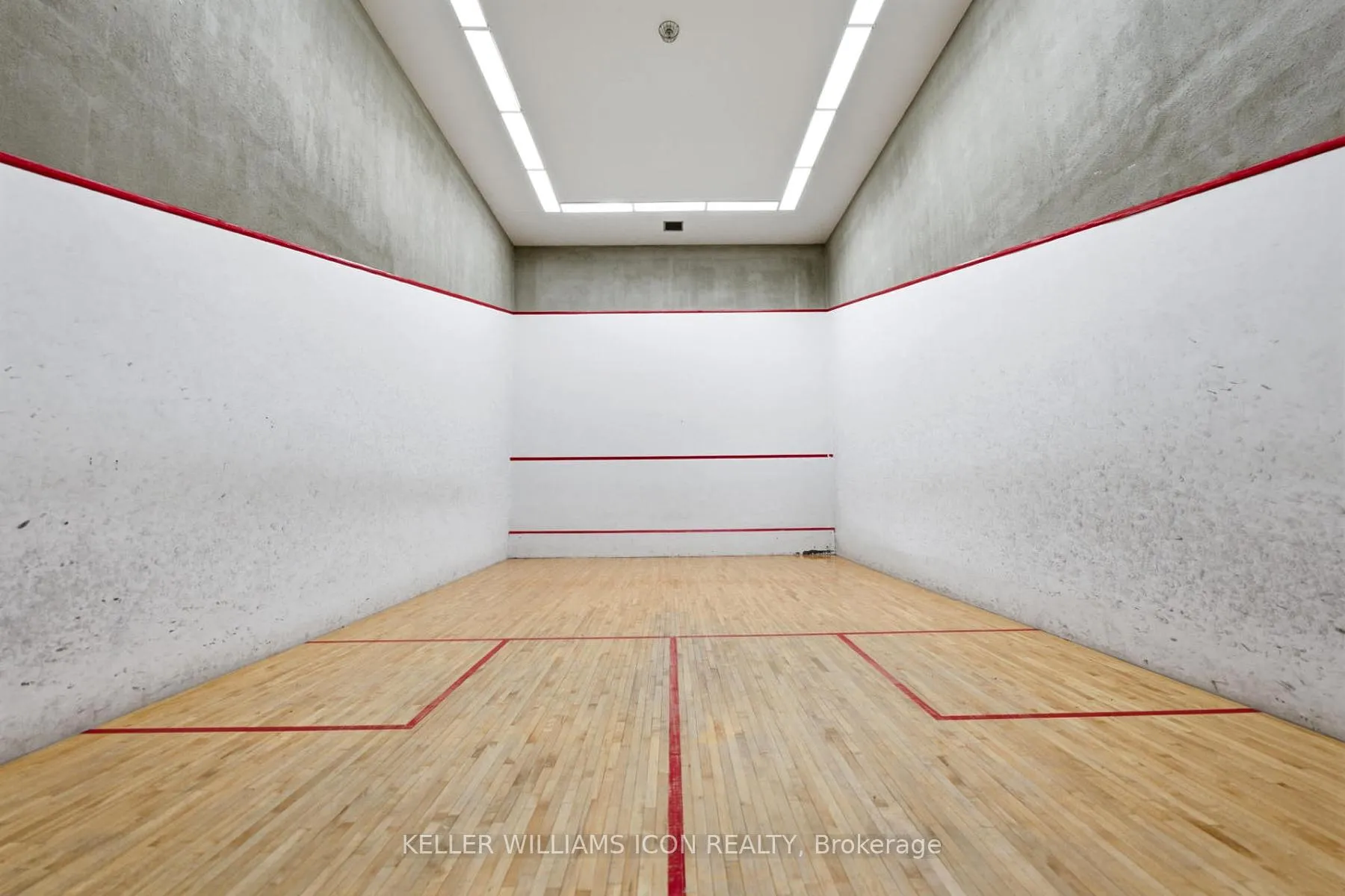 Photo 36 of Unit 1011, 2760 Carousel Crescent, Ottawa, Emerald Woods/Sawmill Creek — HOMEH