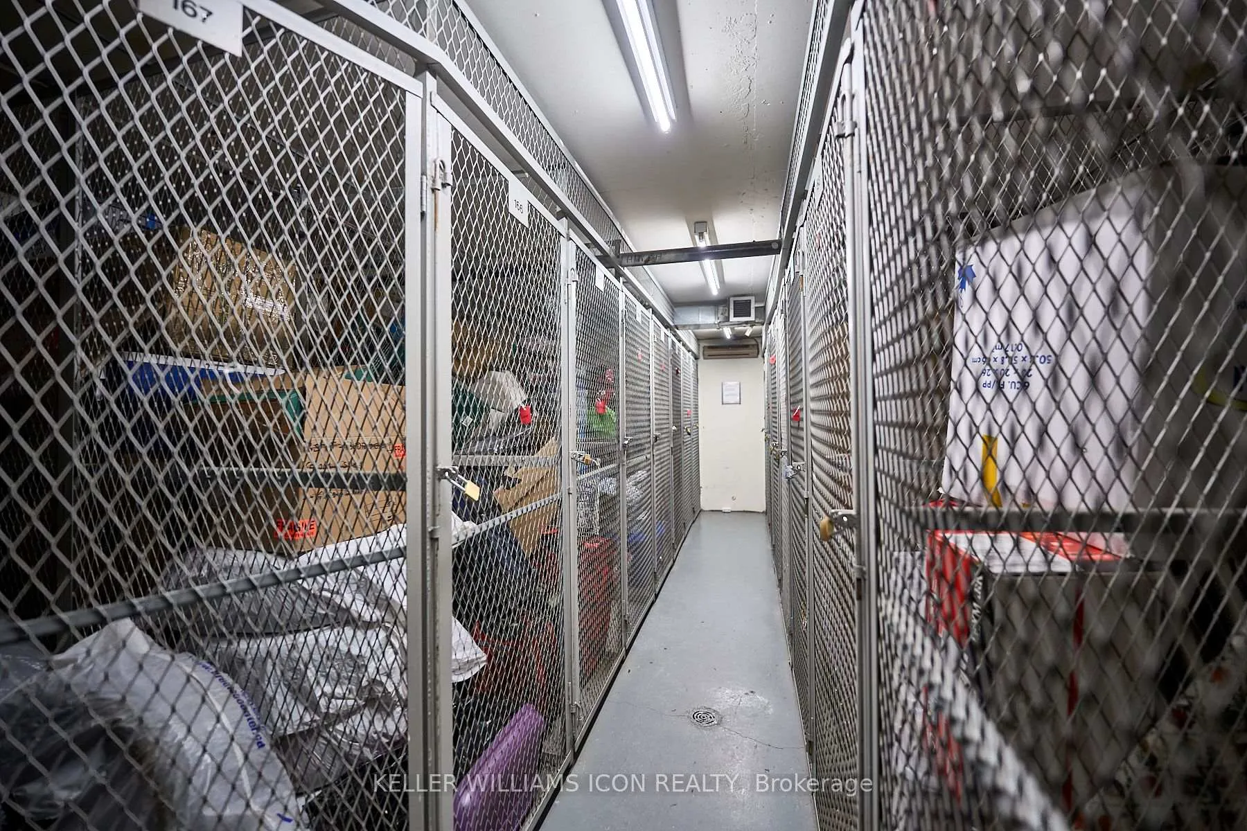 Photo 37 of Unit 1011, 2760 Carousel Crescent, Ottawa, Emerald Woods/Sawmill Creek — HOMEH