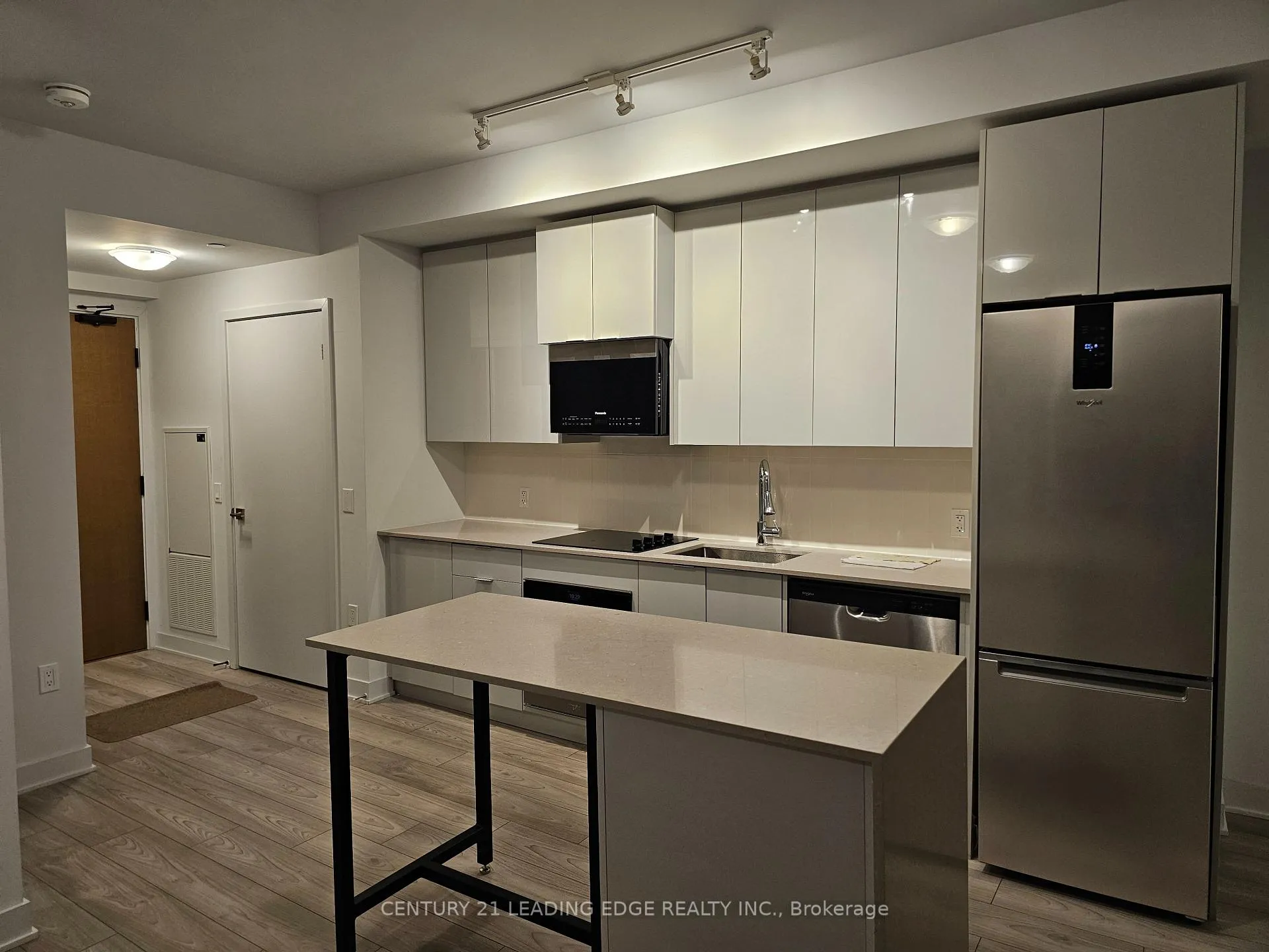 Photo 5 of Unit 4001, 2920 Hwy 7, Vaughan, Concord — HOMEH