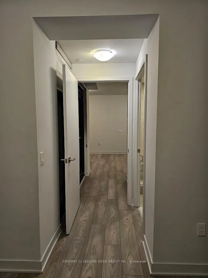 Photo 8 of Unit 4001, 2920 Hwy 7, Vaughan, Concord — HOMEH