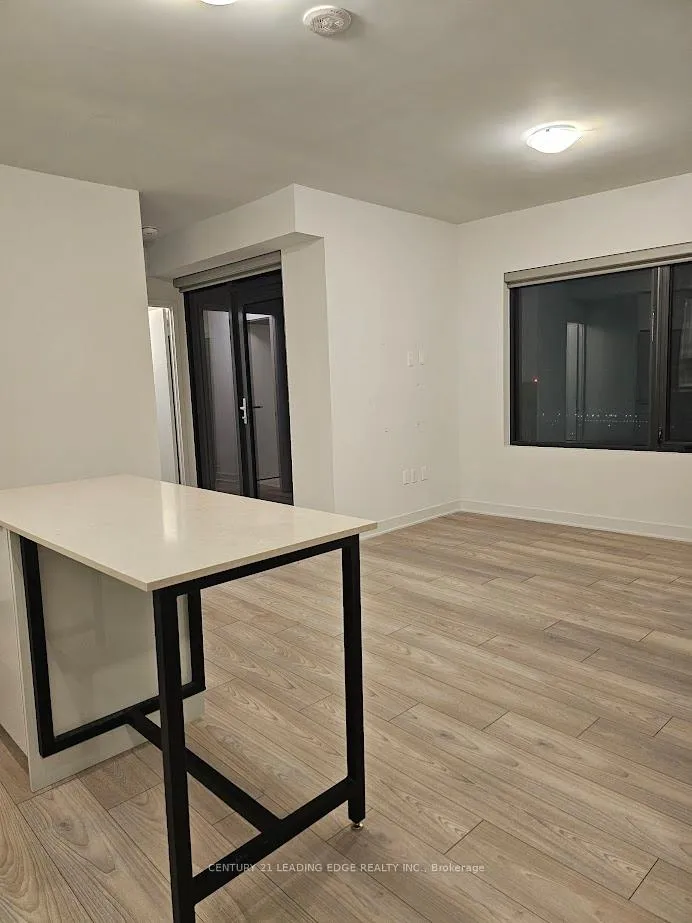 Photo 9 of Unit 4001, 2920 Hwy 7, Vaughan, Concord — HOMEH