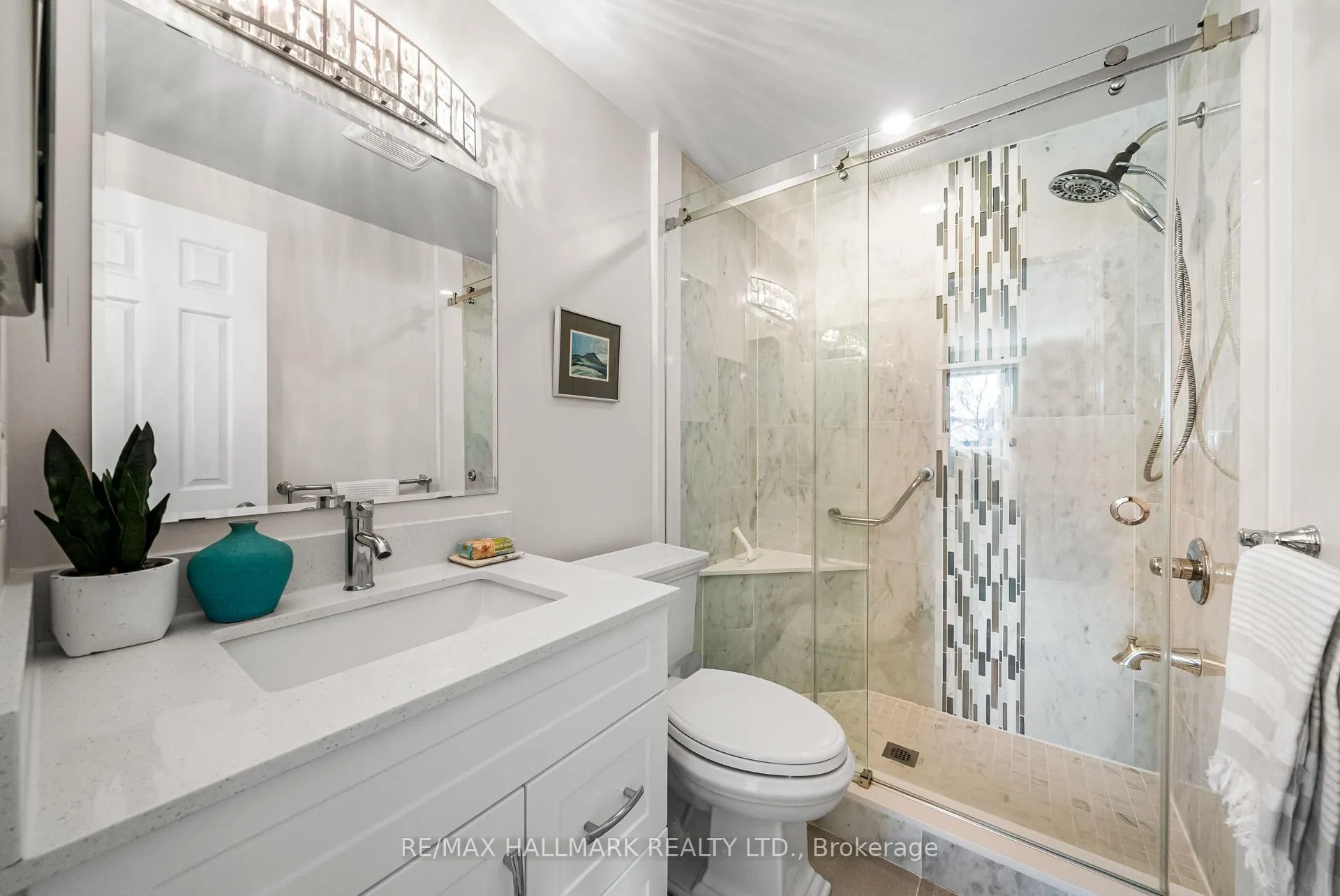 Photo 21 of 64 Sylvan Valley Way, Toronto, Bedford Park-Nortown — HOMEH
