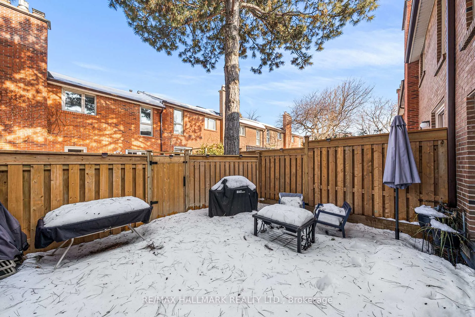 Photo 32 of 64 Sylvan Valley Way, Toronto, Bedford Park-Nortown — HOMEH