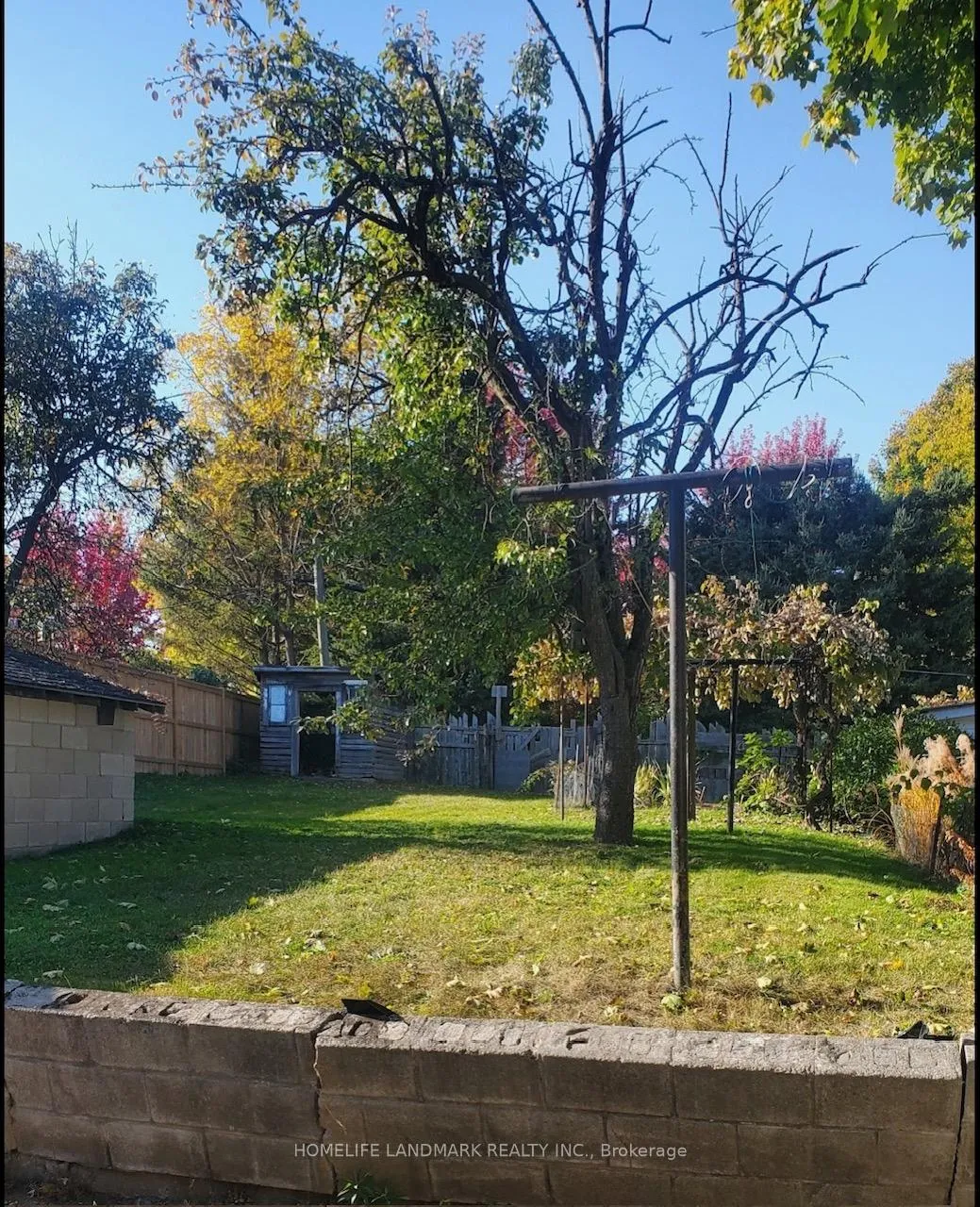 Photo 3 of 20 Cherry Street, Kitchener — HOMEH